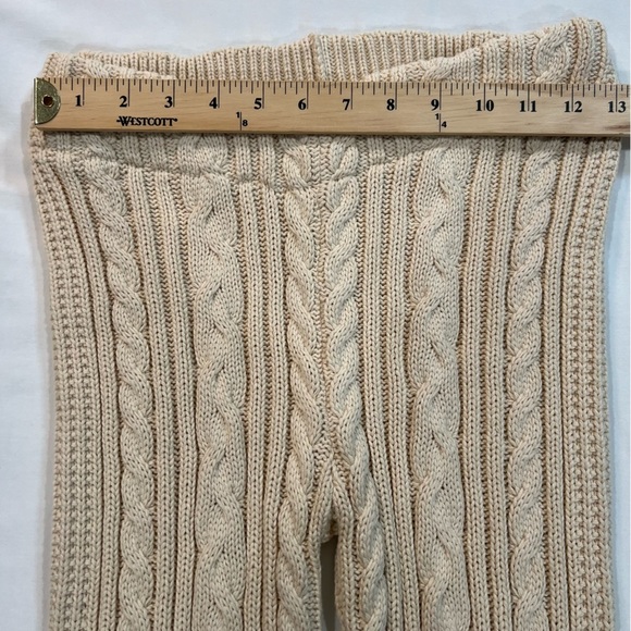 Women’s Forever 21 X Pantone 2pc Set Cable Knit Sweater Leggings Cardigan - Picture 11 of 15